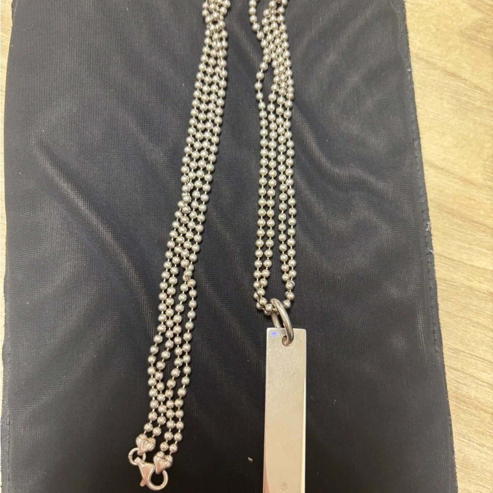 Gucci Silver Necklace Collection Modern Minimalist Design (Vintage) - Picture 2 of 6